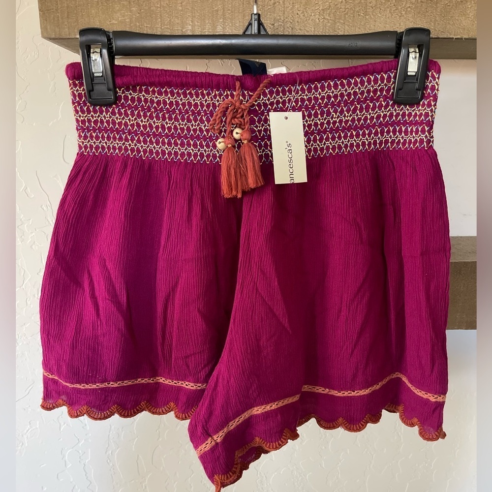 Blue Rain Francesca’s| Stretch Waist, Pull On Boho Tassel Shorts, Embroidered•••